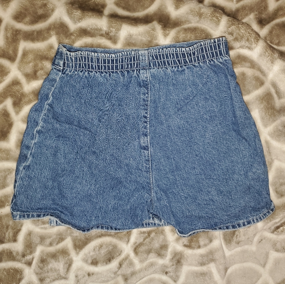 5 for $25 | Vintage OshKosh Medium Wash Denim Skort - Picture 7 of 15